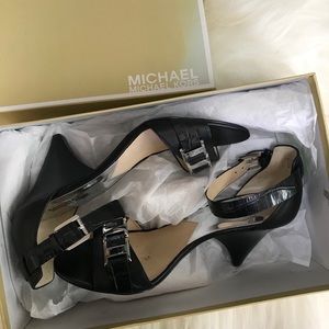 COPY - Michael Kors heel